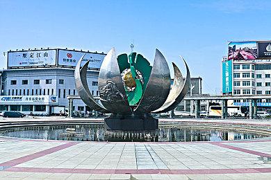 《啪嗒砰》作者公布节奏动作游戏新作《RATATAN》